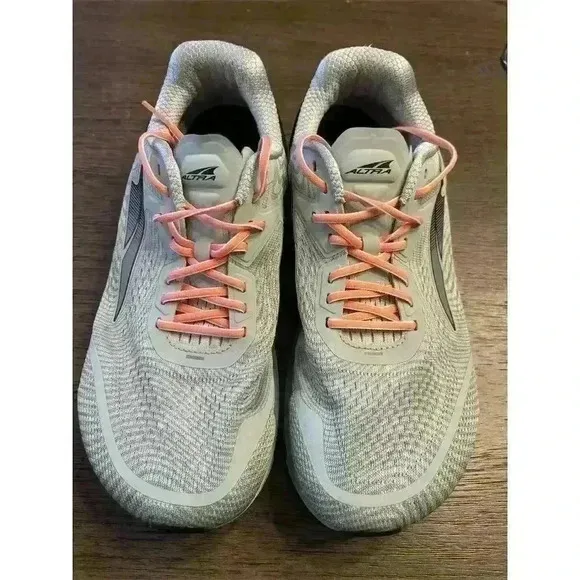 Altra Women's Torin 5 Road Running Shoes Gray/Coral Size 12 US