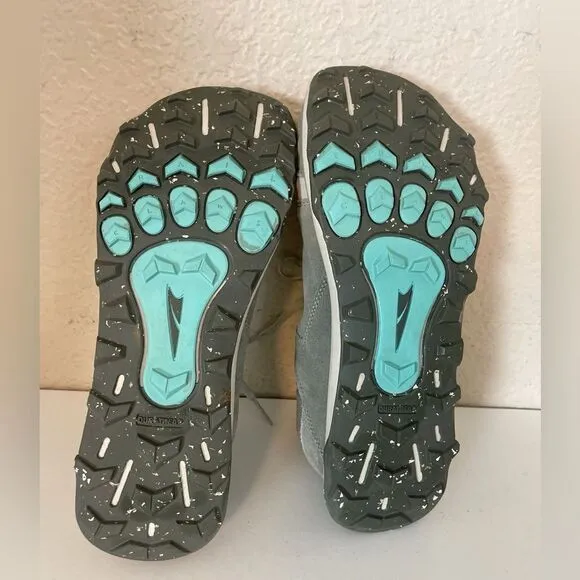 Altra women’s lp alpine shoes size 10.5