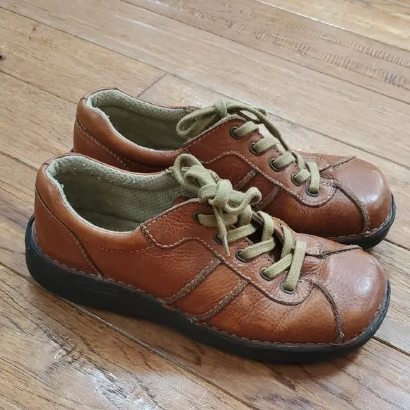 American Eagle Midland Y2K Oxford Shoes