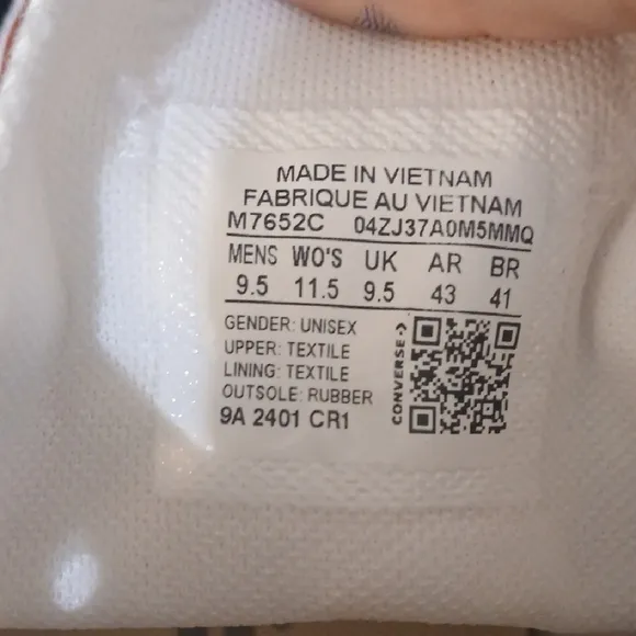 &quot;Make Offer&quot; Unisex Converse White Low-Top Sneakers