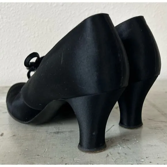 Antique McBrydes Detroit satin silk heels lace up 1920s flapper Vintage RARE 6