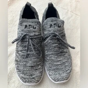 APL heathered gray techloom wave shoes