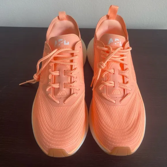 APL Women’s Streamline Shoes