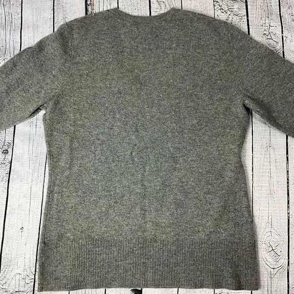 APT. 9 100% Cashmere V Neck Argyle Sweater