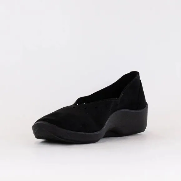 ARCOPEDICO Women’s Cezanne H07/4366 in Black in the Size 40/9 US Size