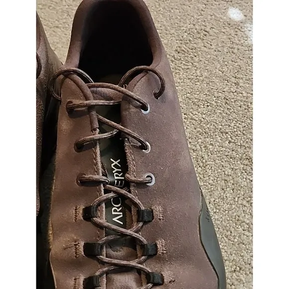 Arcteryx Konseal AR Shoes Women’s 9.5 Vibram Megagrip Purple Hicking Ortholite