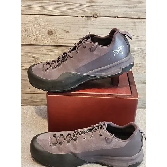 Arcteryx Konseal AR Shoes Women’s 9.5 Vibram Megagrip Purple Hicking Ortholite