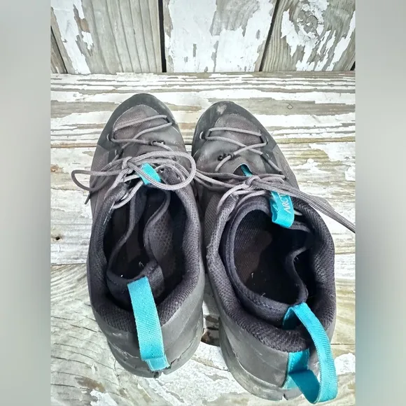 Arc’teryx Norvan VT Goretex Trailrunning shoes size M 7/ W 8.5 See description