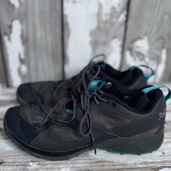 Arc’teryx Norvan VT Goretex Trailrunning shoes size M 7/ W 8.5 See description