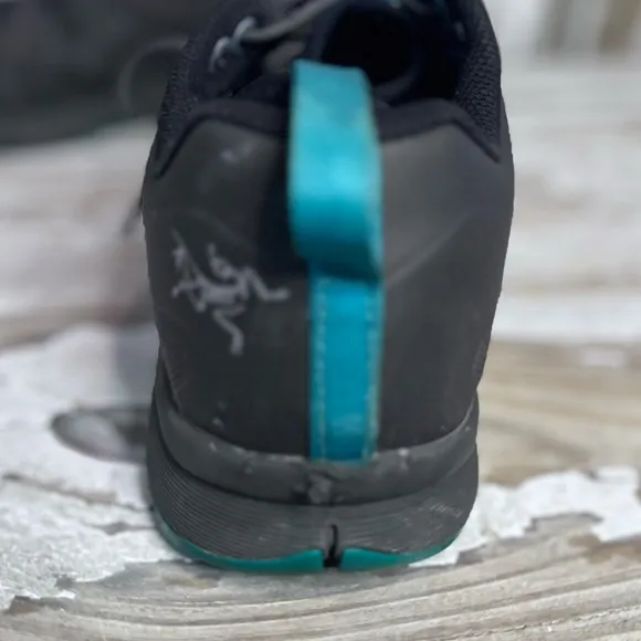 Arc’teryx Norvan VT Goretex Trailrunning shoes size M 7/ W 8.5 See description