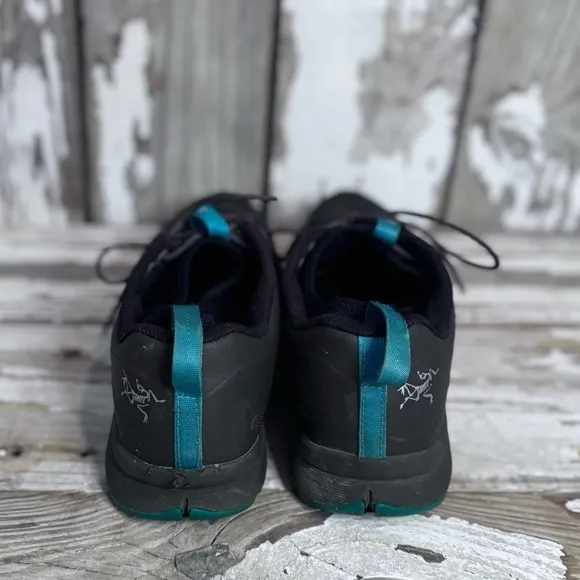 Arc’teryx Norvan VT Goretex Trailrunning shoes size M 7/ W 8.5 See description