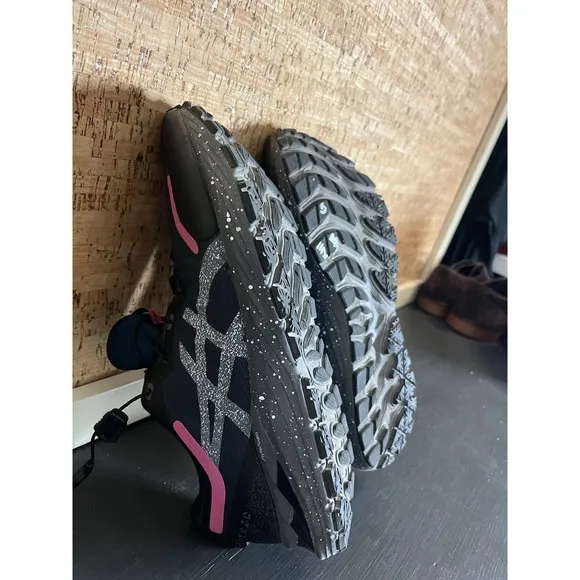 Asics‎ Gel-Cumulus 23 AWL Womens 10 Shoes Black Pink 1012B064 Trail Running
