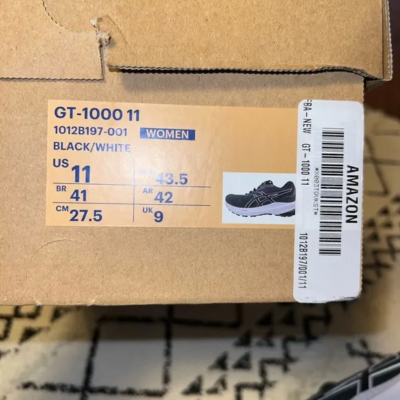 ASICS GT-1000 Flytefoam tennis shoes