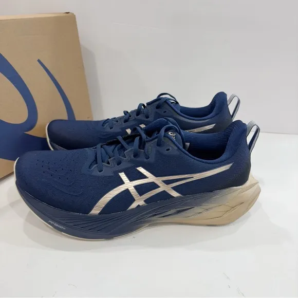 ASICS Men’s Novablast 4 Platinum Men’s Running Shoes
