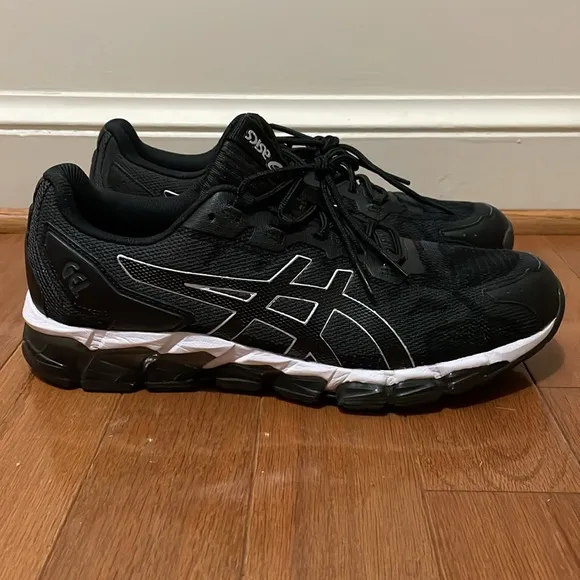 ASICS men’s shoes