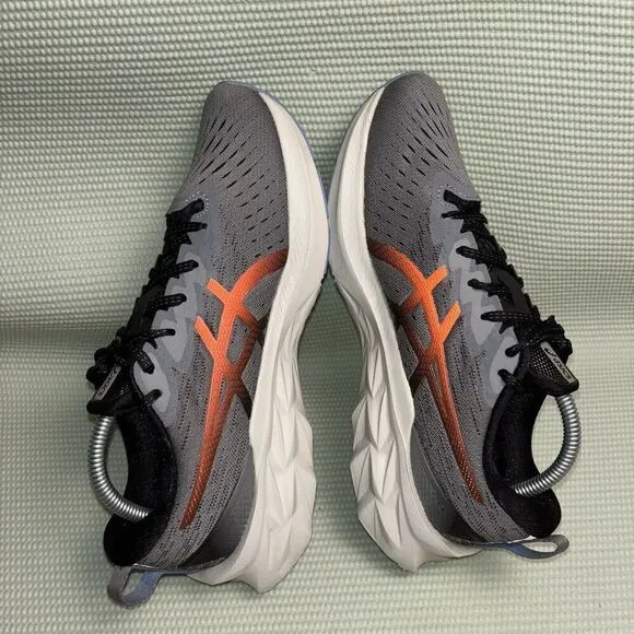 Asics Novablast 2 Athletic Running Shoes Men’s Size 8.5 1011B192 Grey Orange