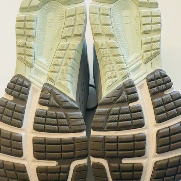 ASICS Women’s GT-1000 7 Shoes
