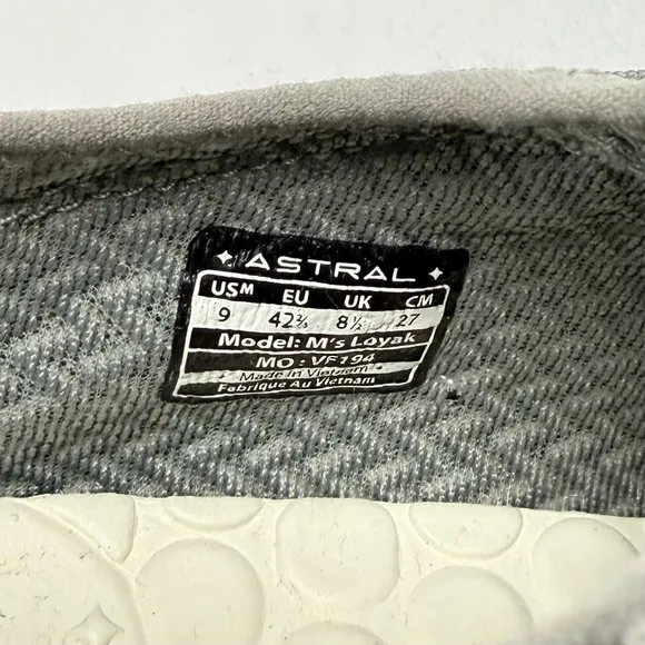 Astral Mens Loyak Water Shoes US 9 Grey Lightweight Fishing