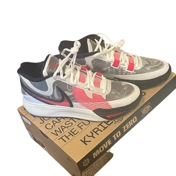 Authentic Nike Kyrie size 11 men’s shoes NIB Retail$189NEW