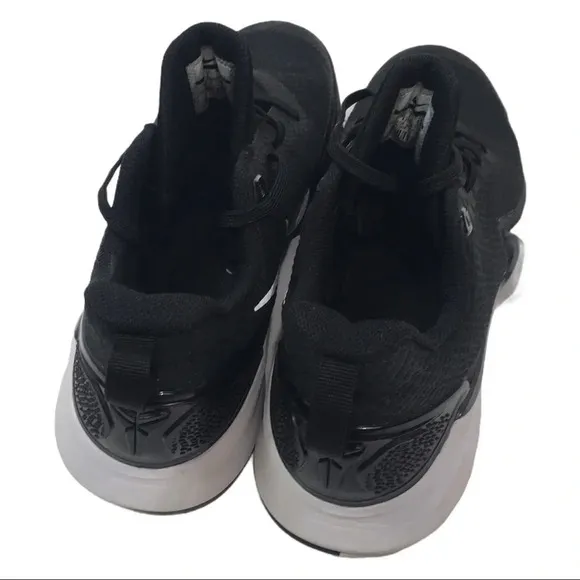 B2 Men’s Nike Mamba Focus Kobe Basketball Shoes 8