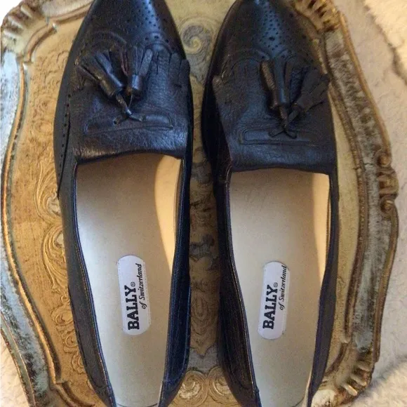 Bally of Switzerland All Leather Parawet Tasseled Mens Dress Shoes