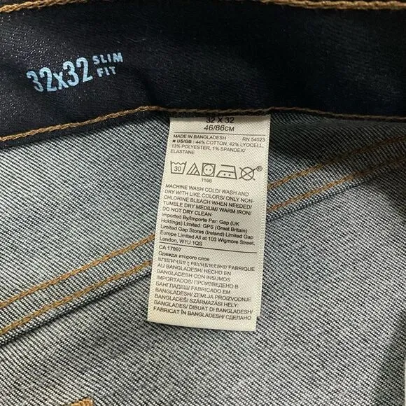 BANANA REPUBLIC Slim Fit Traveler Jeans