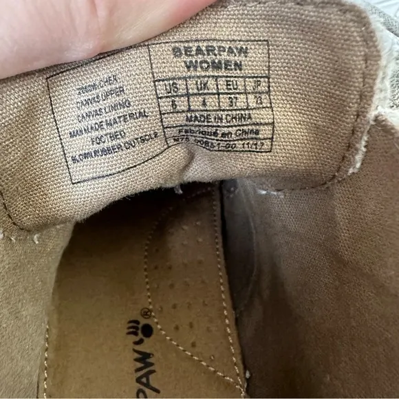 BearPaw Womans Cher chukka ankle boot Canvas shoes size 6
