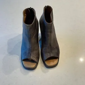 Bed Stu women’s shoes size 7 beautiful construction great brand, make outfit.
