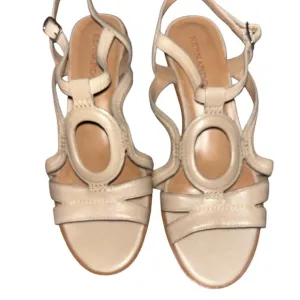 Bernardo women’s size 9M heeled Sandals