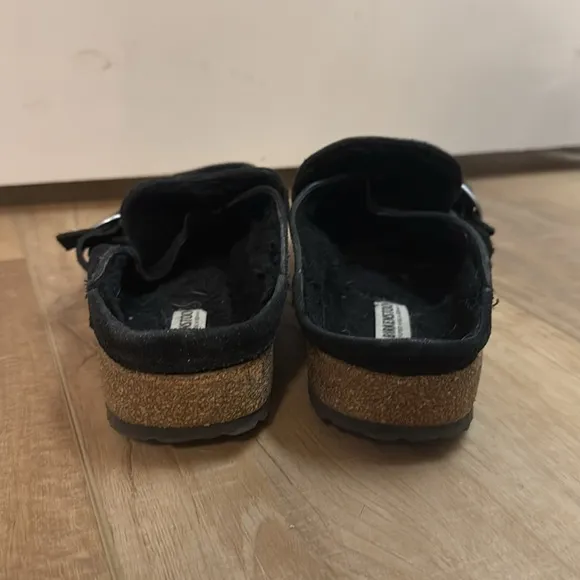 Birkenstock Buckley black lined clogs women’s size 37