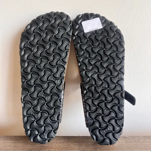 BIRKENSTOCK Gizeh Birko-Flor Unisex Sandal Size 8 or 6 aka 39 #403A