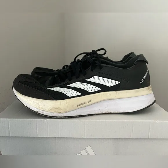 Black &amp; White Adidas Adizero Boston 11 - Size 11.5 Mens