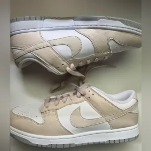 Brand new Dunks