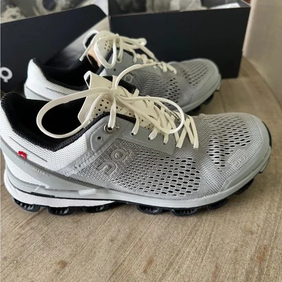 Brand NIB On Cloud Cloudsurfer Shoes