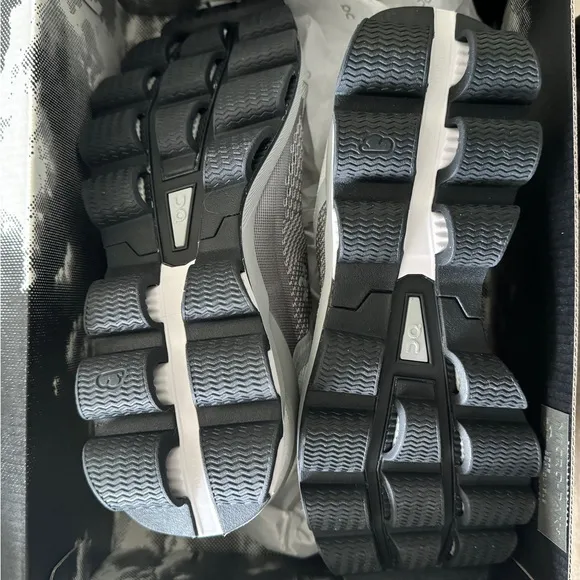 Brand NIB On Cloud Cloudsurfer Shoes