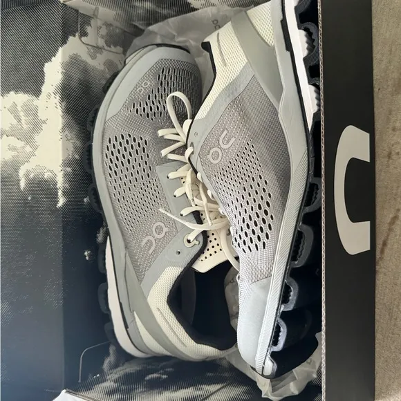 Brand NIB On Cloud Cloudsurfer Shoes