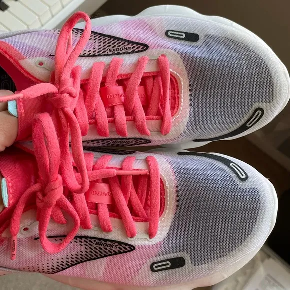 Brooks Aurora BL running shoe women’s size 7