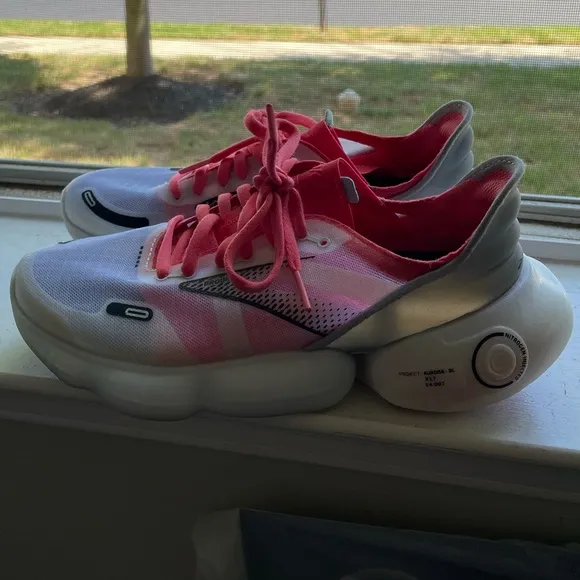 Brooks Aurora BL running shoe women’s size 7