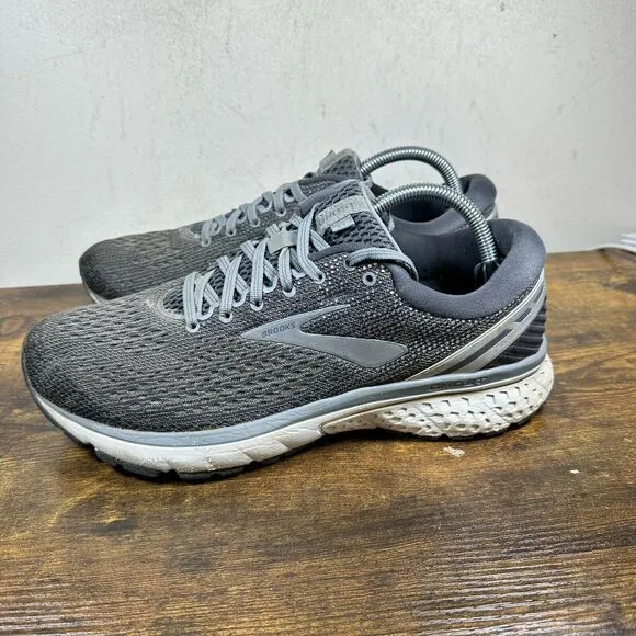 Brooks Ghost 11 1102882E003 Gray White Shoes Sneakers Men’s Size 9.5 2E‎