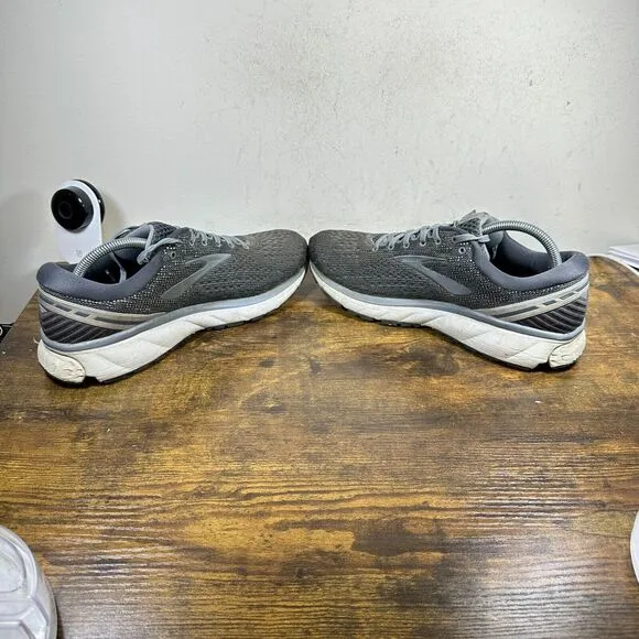 Brooks Ghost 11 1102882E003 Gray White Shoes Sneakers Men’s Size 9.5 2E‎