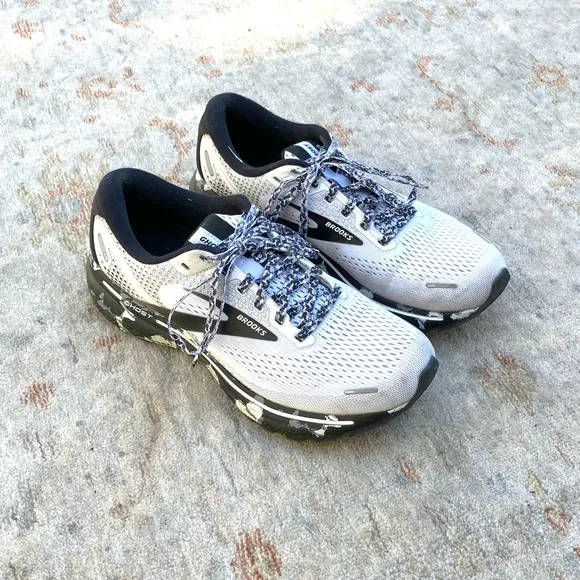 Brooks Ghost 14 Athletic Shoes Women’s Sz 8.5