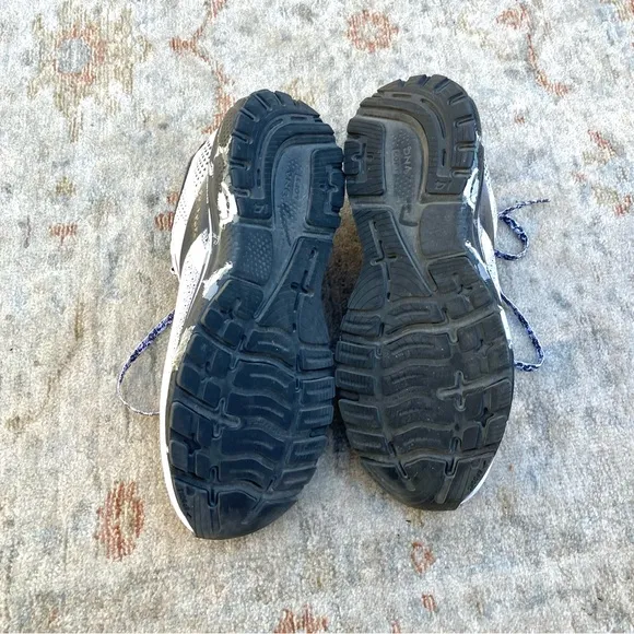Brooks Ghost 14 Athletic Shoes Women’s Sz 8.5