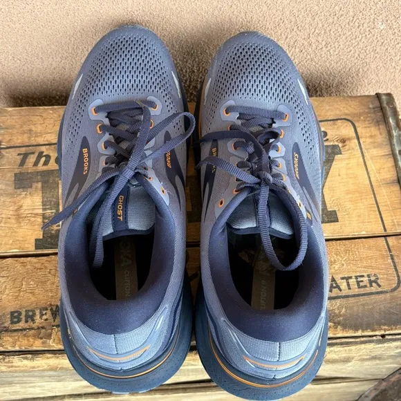 Brooks ghost 15
