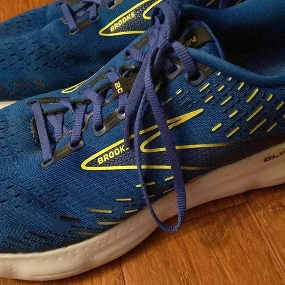 Brooks glycerin 20 men’s shoes - size 12.5- bright blue w yellow accent