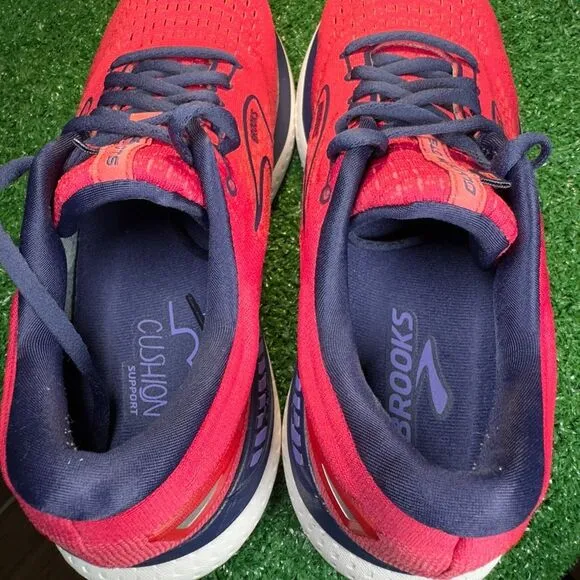 BROOKS GLYCERIN GTS 19 - Women’s Running Shoes - SIZE 10.5