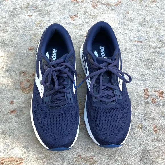 Brooks GTS Beast 24 EUC Blue Athletic Shoes Men’s Sz 10