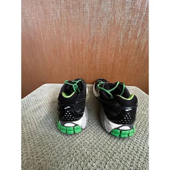 Brooks Men's  Adrenaline GTS 14 Black Speed ​​Green Silver 110158 1D 305 US 9M