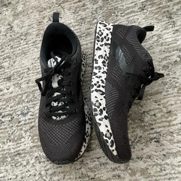 Brooks Revel 5 Womens Size 10 Shoes Running Sneakers Walking Black Leopard