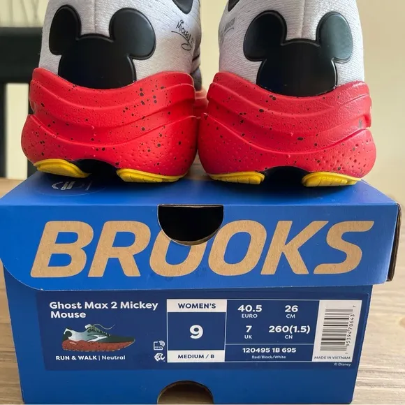 Brooks Run Disney Mickey Mouse Red and Black Shoes NIB women’s 9 Ghost Max 2