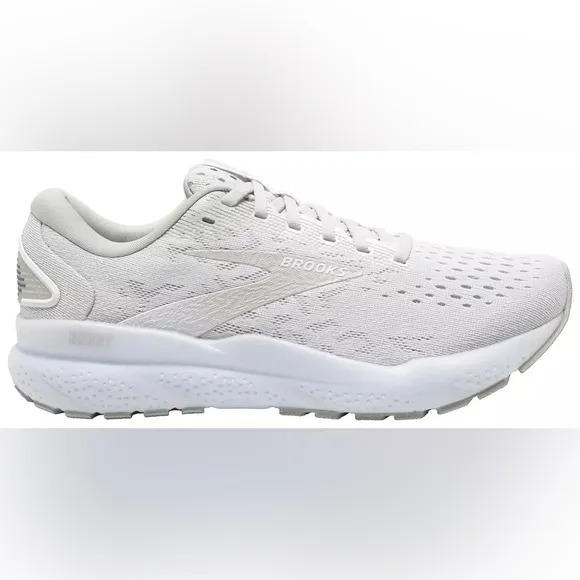 Brooks Women's Ghost 16 Running Shoes Natural Size 8.5 NWT in packaging